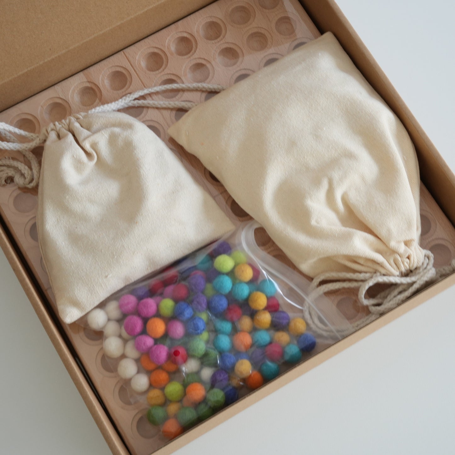 Montessori Teaching Aids Mathematics Enlightenment English Hundred Board